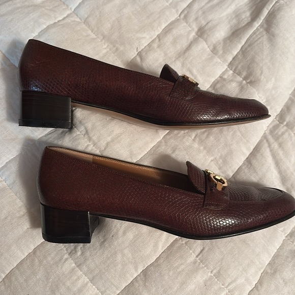FERRAGAMO Loafers in EUC. Made in Florence. Like new! - Picture 8 of 9